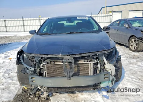 2021 Chevrolet Malibu Lt z USA, uszkodzony, nr VIN 1G1ZD5ST4MF026676